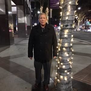 Meet your Posher, Eleodoro